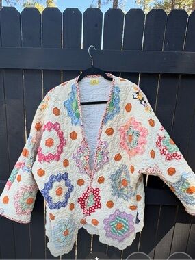 Vintage flour  sack Quilted Floral Grandmothers garden Jacket -Cream/  Flowers